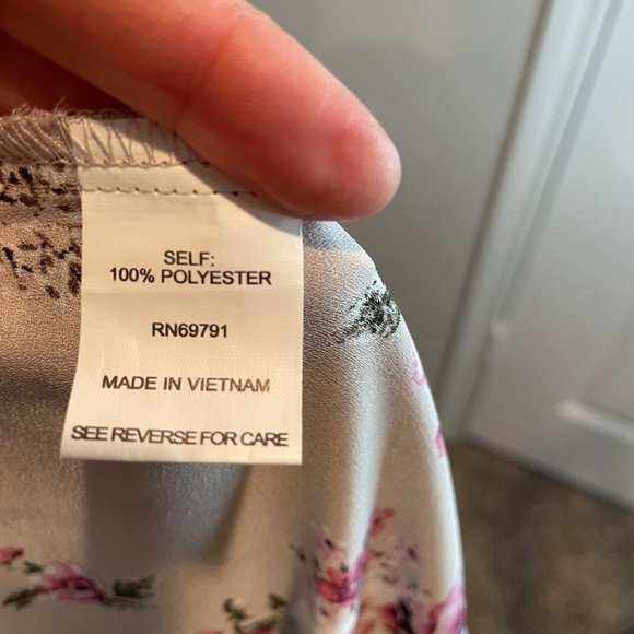 Sara Michelle Petite Floral Mid Sleeve Blouse - Picture 6 of 7